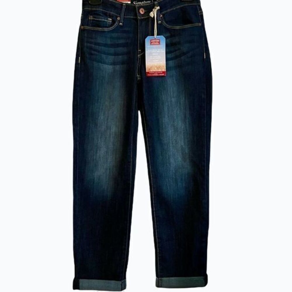 Levi's Signature Jeans Womens Size 4 Blue Modern Slim Cuffed Preppy Denim